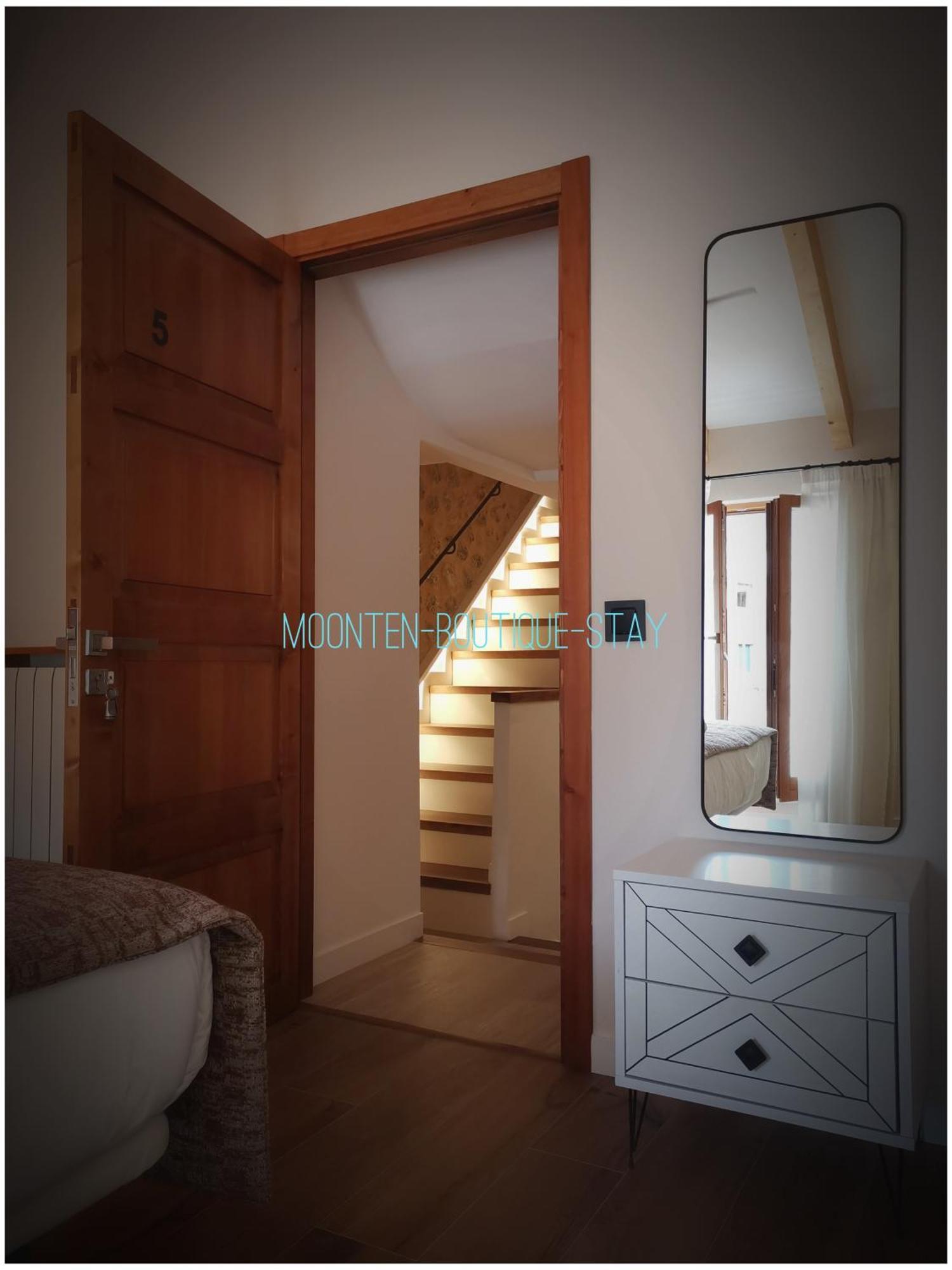 Moonten Boutique Stay 소예르 외부 사진